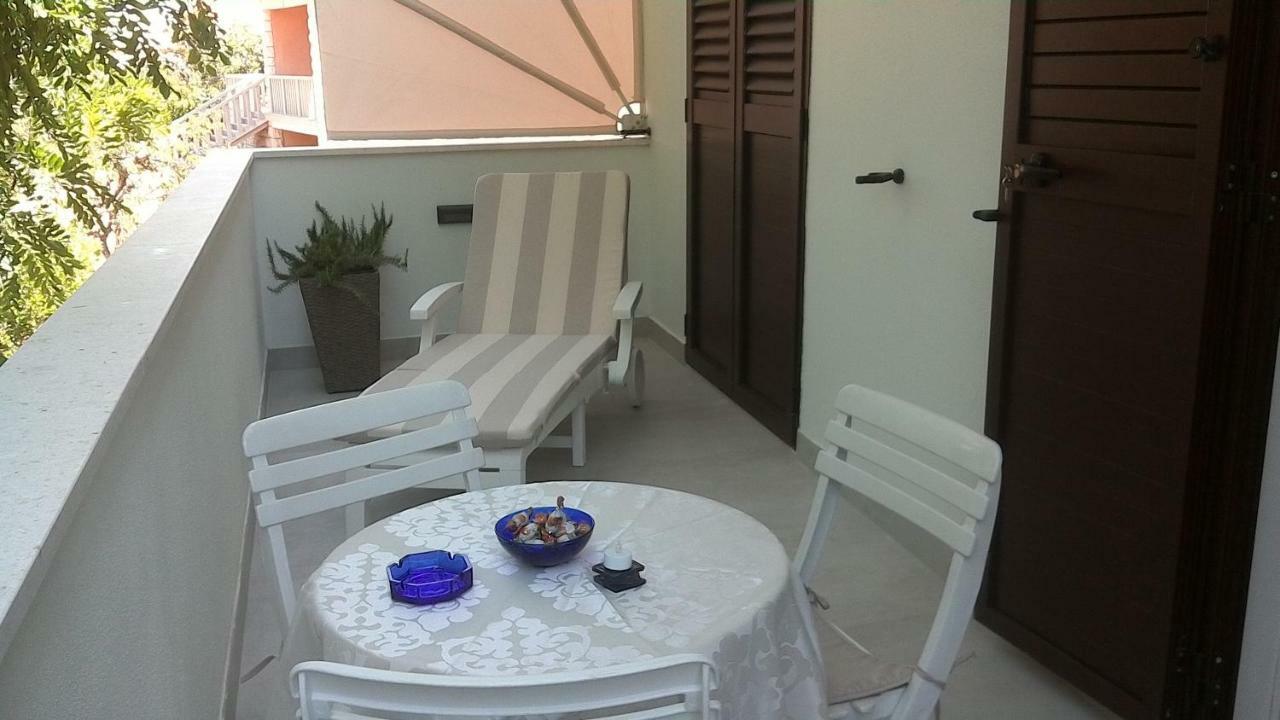 Apartment M&J Supetar Zewnętrze zdjęcie